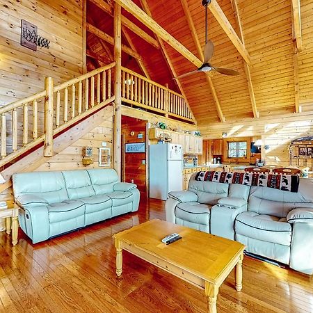 Lazy Bear Lodge Sevierville Exterior foto