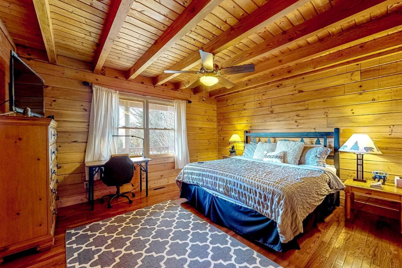 Lazy Bear Lodge Sevierville Exterior foto